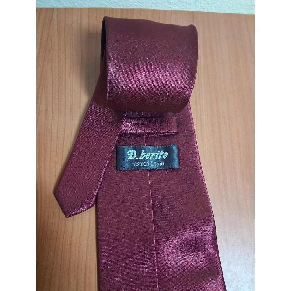 D. Berite Silk Tie Solid Red Men's